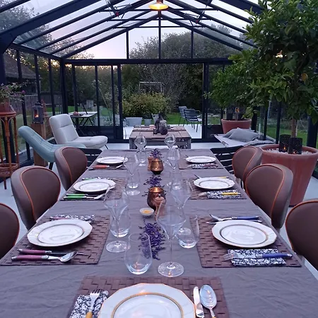 Oasis Dans Le Perche בית הארחה